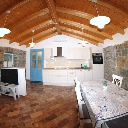 Pr' Marici Appartement Koper Buitenkant foto