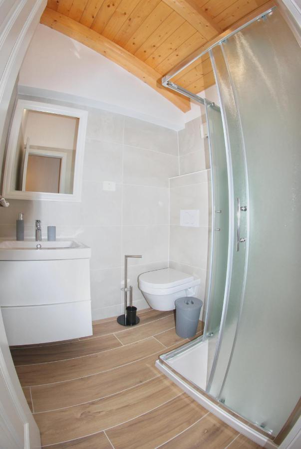 Pr' Marici Appartement Koper Buitenkant foto