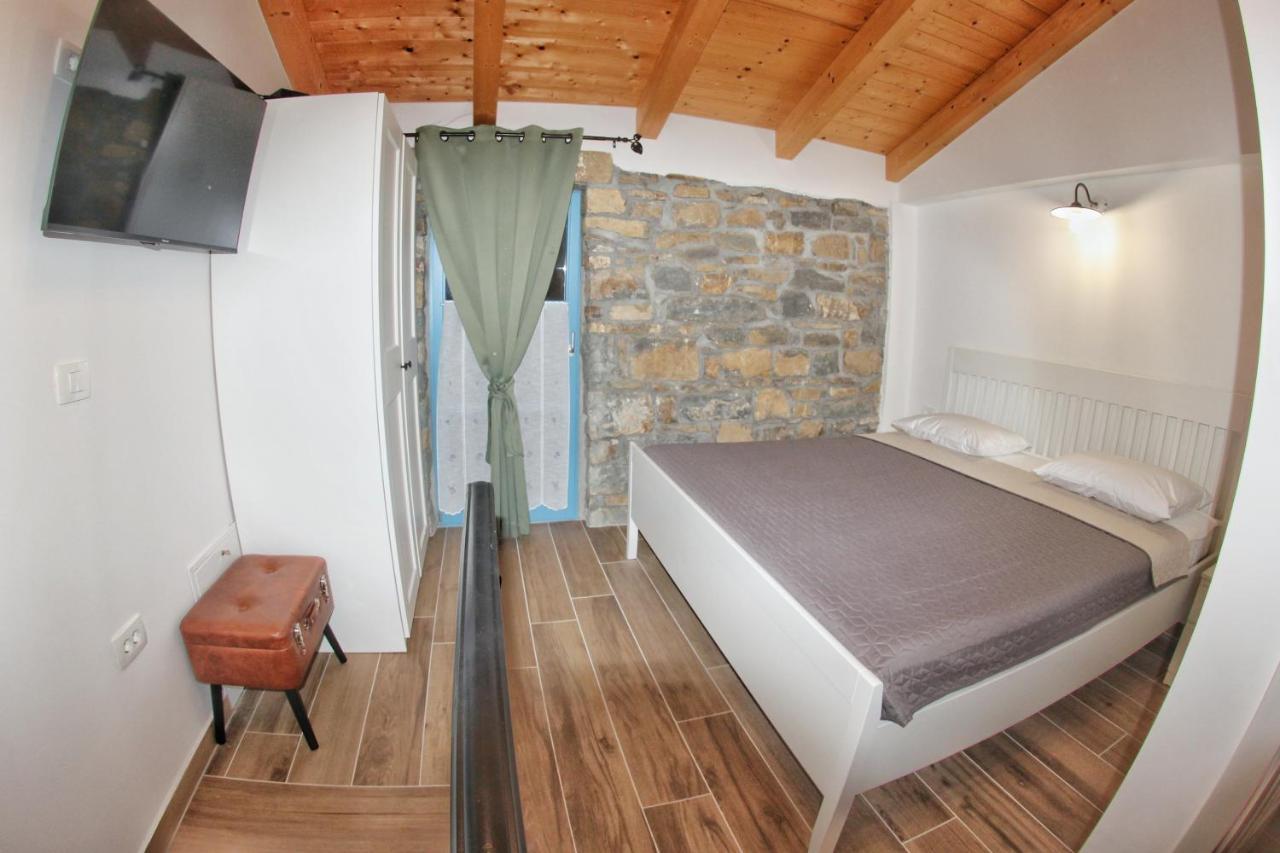 Pr' Marici Appartement Koper Buitenkant foto